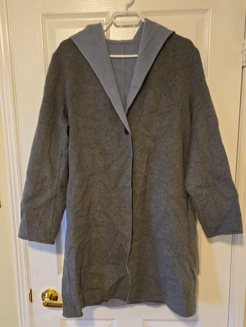 Uniqlo Gray Hooded Trench Coat with Light Gray Lining